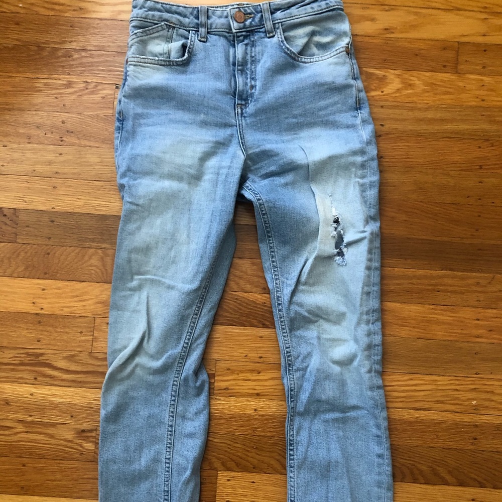 Zara distressed high waisted ripped jeans, size 2